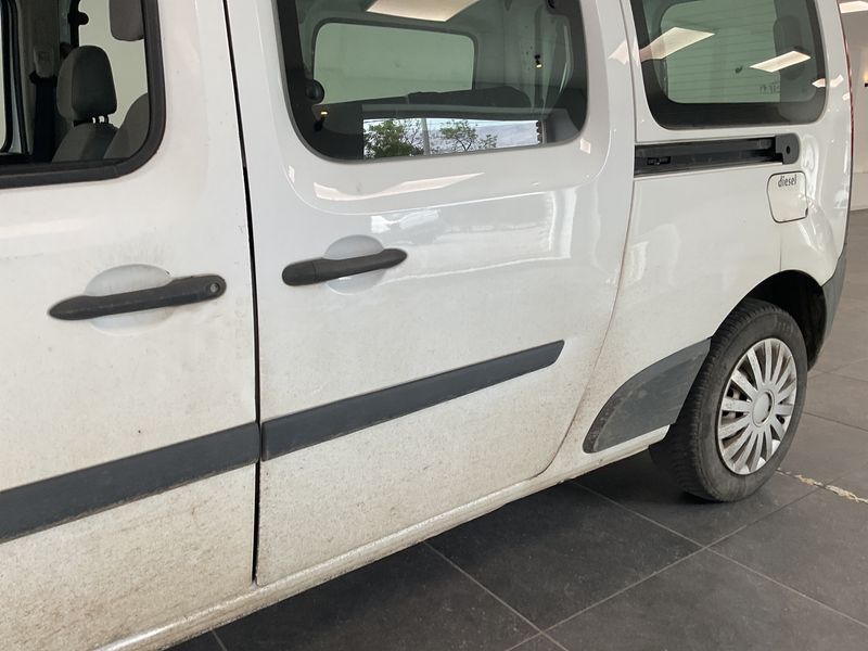 Renault Kangoo 1.5 dCi Furgón Maxi 5P Profesional 2016 – снимка 31