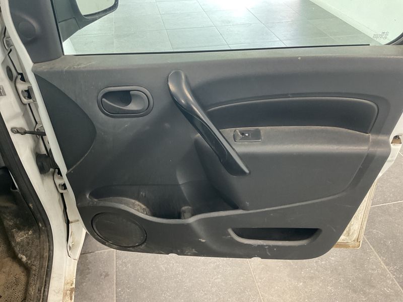 Renault Kangoo 1.5 dCi Furgón Maxi 5P Profesional 2016 – снимка 46