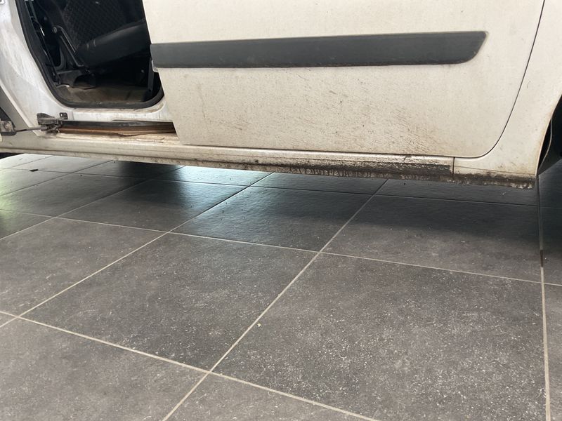 Renault Kangoo 1.5 dCi Furgón Maxi 5P Profesional 2016 – снимка 22