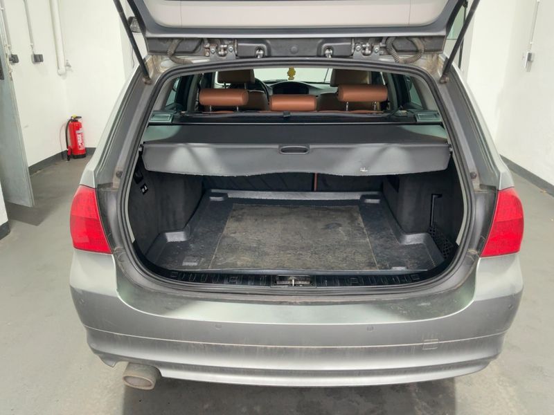 BMW 3er 316d 2011 – снимка 16