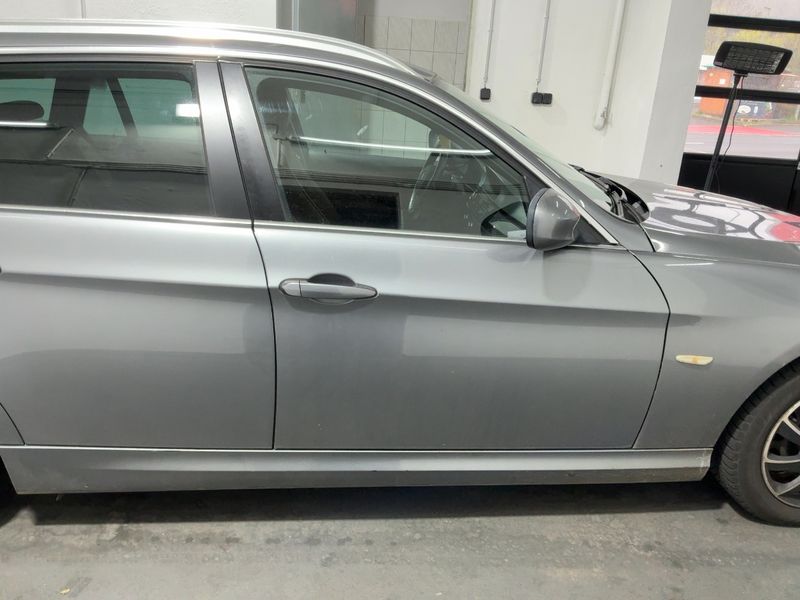 BMW 3er 316d 2011 – снимка на щета 10