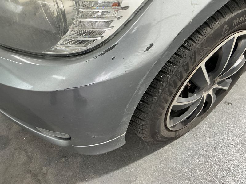 BMW 3er 316d 2011 – снимка на щета 39