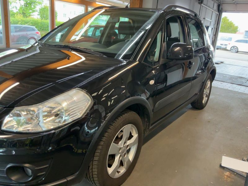 Suzuki SX4 1.6 Comfort 2012 – снимка 2