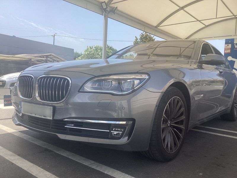 BMW 7er 740d 2014 – снимка 2