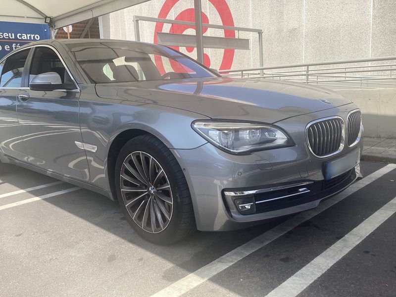 BMW 7er 740d 2014 – снимка 12