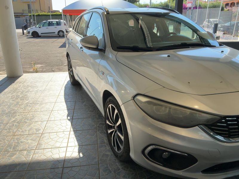 Fiat Tipo 1.6 JTDM Lounge 2017 – снимка 12