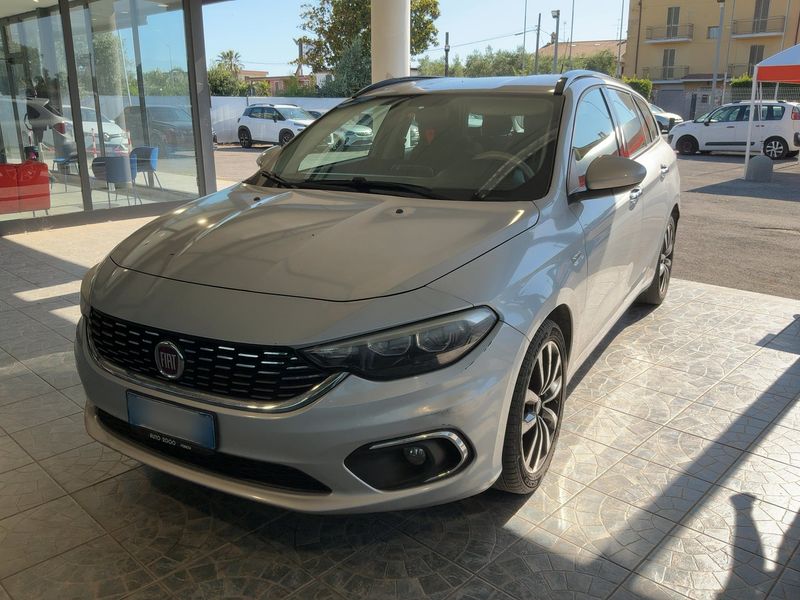 Fiat Tipo 1.6 JTDM Lounge 2017 – снимка 1