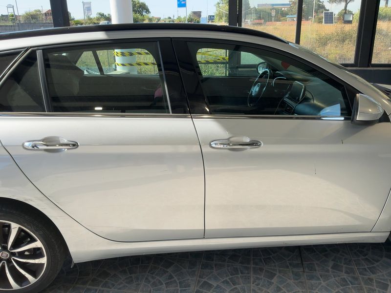 Fiat Tipo 1.6 JTDM Lounge 2017 – снимка 10