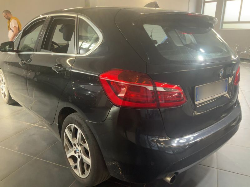 BMW 2er 218d Active Tourer Advantage 2017 – снимка 6