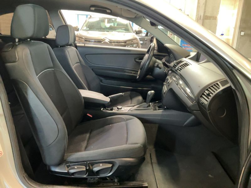BMW 1er 118d 2012 – снимка 16