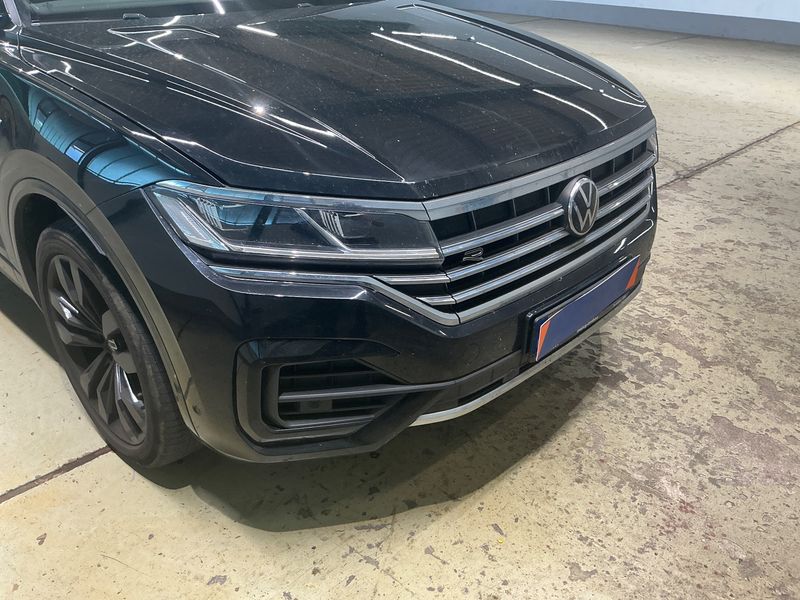 Volkswagen Touareg 3.0 V6 TDI R-Line 4Motion 2023 – снимка 29
