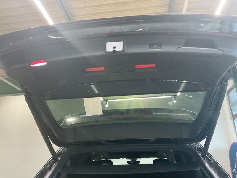 Volkswagen Touareg 3.0 V6 TDI R-Line 4Motion 2023 – снимка 23