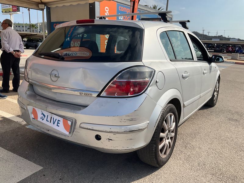 Opel Astra 1.7 CDTI Enjoy 2007 – снимка 2