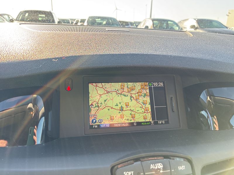 Renault Laguna 1.5 dCi BOSE Edition 2013 – снимка 13