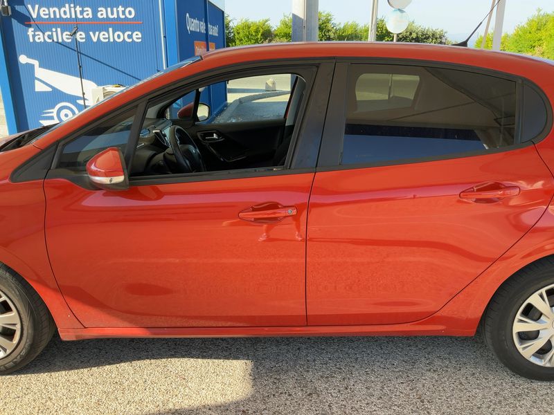Peugeot 208 1.5 Blue-HDi Active 2019 – снимка 4