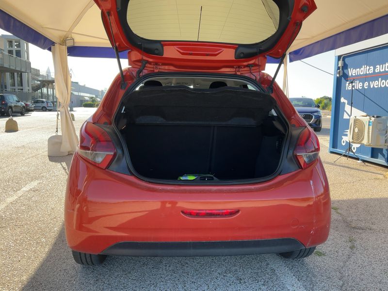 Peugeot 208 1.5 Blue-HDi Active 2019 – снимка 15