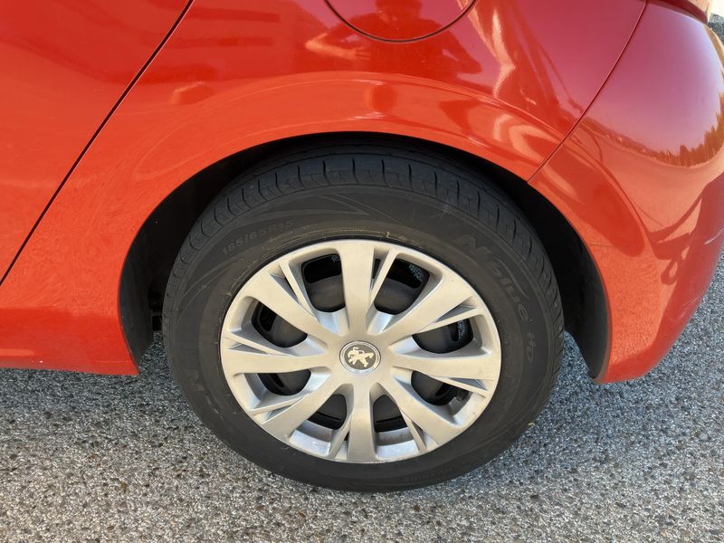 Peugeot 208 1.5 Blue-HDi Active 2019 – снимка 5
