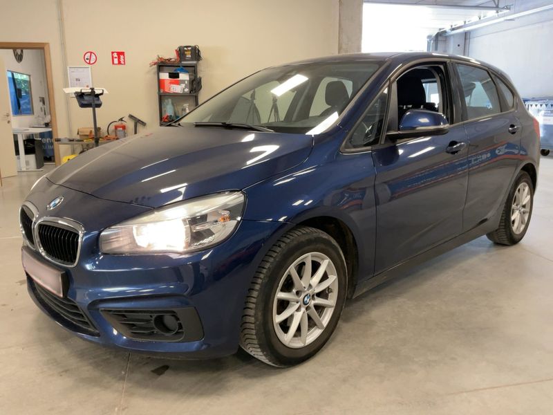 BMW 2er 216d Active Tourer 2016 – снимка 2