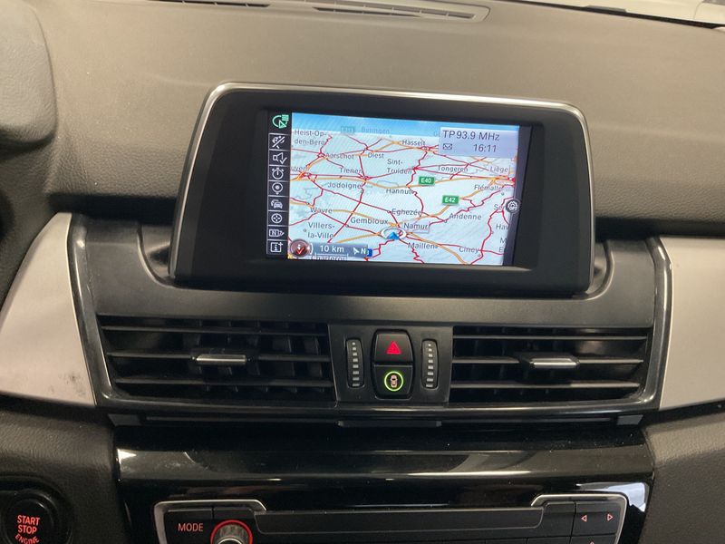 BMW 2er 216d Active Tourer 2016 – снимка 24