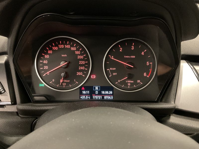 BMW 2er 216d Active Tourer 2016 – снимка 18