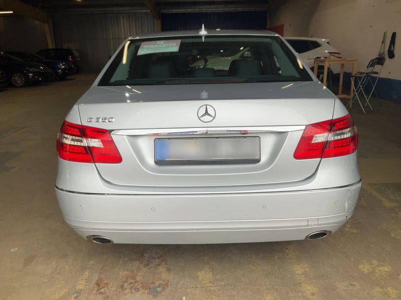 Mercedes-Benz E-Klasse E 350 CDI BlueEfficiency 4Matic Avantgarde 2010 – снимка 7