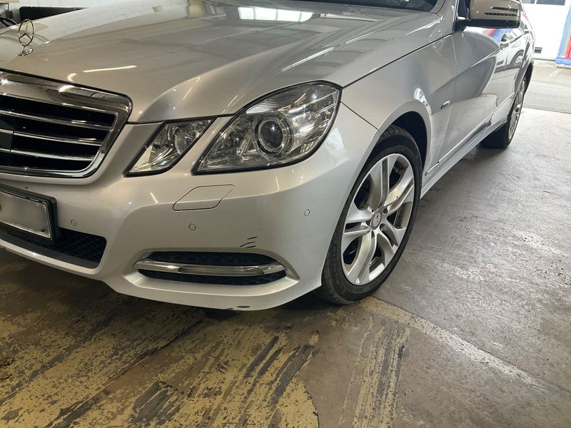 Mercedes-Benz E-Klasse E 350 CDI BlueEfficiency 4Matic Avantgarde 2010 – снимка 30