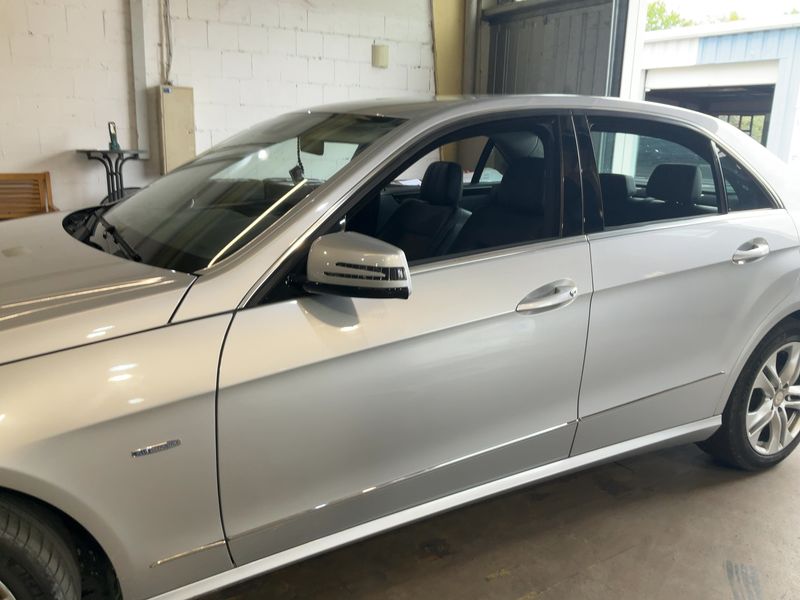 Mercedes-Benz E-Klasse E 350 CDI BlueEfficiency 4Matic Avantgarde 2010 – снимка 4