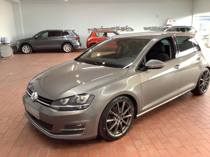 Volkswagen Golf VII 1.4 TSI Highline BlueMotion Tech 2015 – снимка 2