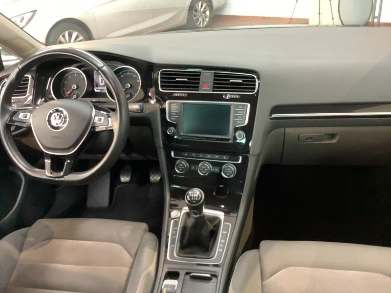 Volkswagen Golf VII 1.4 TSI Highline BlueMotion Tech 2015 – снимка 17
