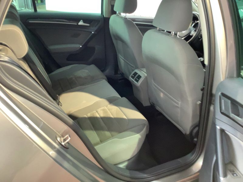 Volkswagen Golf VII 1.4 TSI Highline BlueMotion Tech 2015 – снимка 19