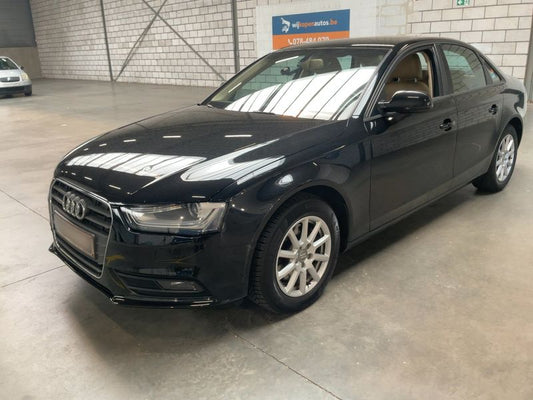 Audi A4 1.8 TFSI Attraction 2015 – снимка 2