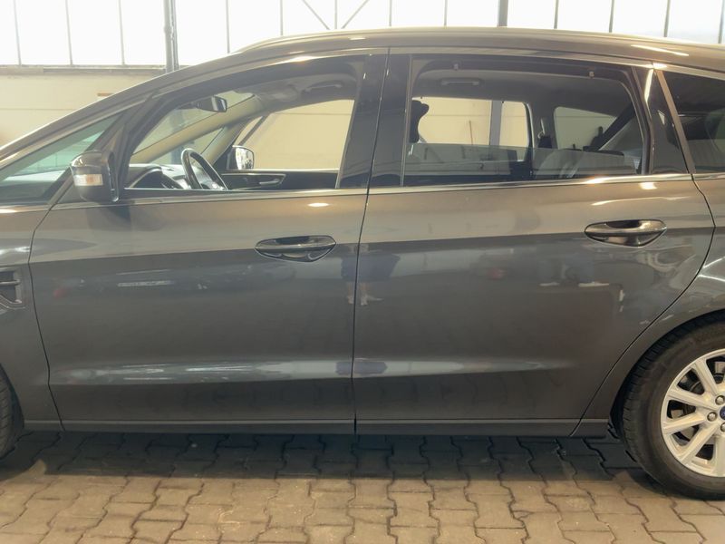 Ford S-Max 2.0 TDCi Bi-Turbo Titanium 2016 – снимка 4