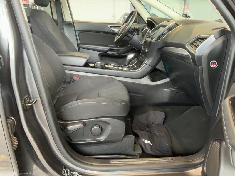 Ford S-Max 2.0 TDCi Bi-Turbo Titanium 2016 – снимка 17