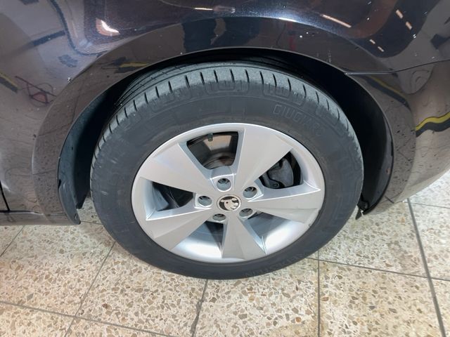 Skoda Octavia 1.4 TSI Elegance 2013 – снимка 11