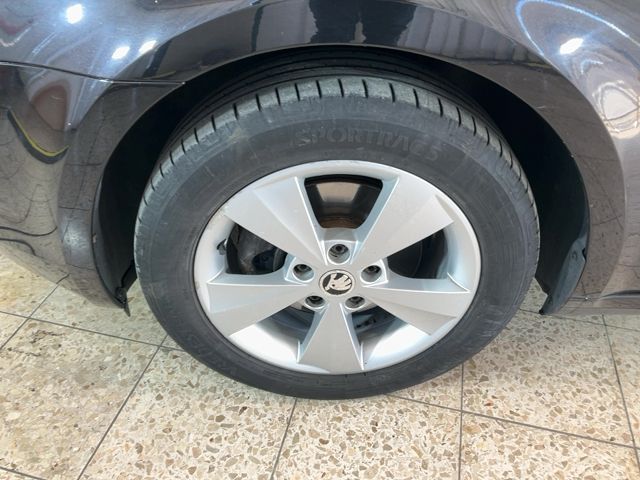 Skoda Octavia 1.4 TSI Elegance 2013 – снимка 3