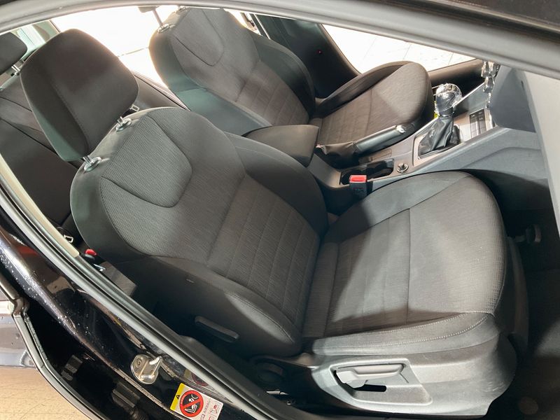 Skoda Octavia 1.4 TSI Elegance 2013 – снимка 40