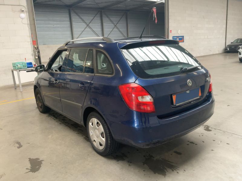 Skoda Fabia 1.4 Ambiente 2009 – снимка 6