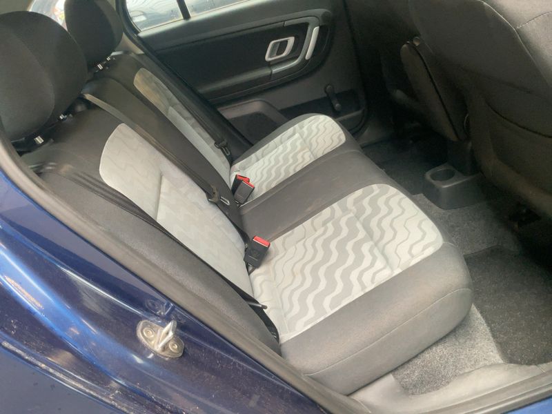 Skoda Fabia 1.4 Ambiente 2009 – снимка 19