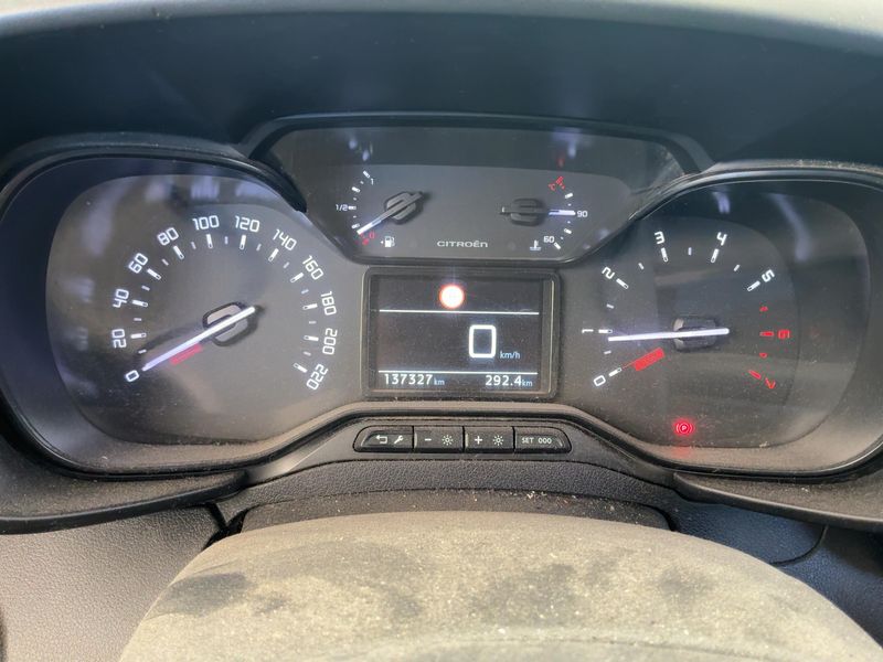 Citroen Berlingo 1.5 Blue-HDi Feel M 2019 – снимка 18