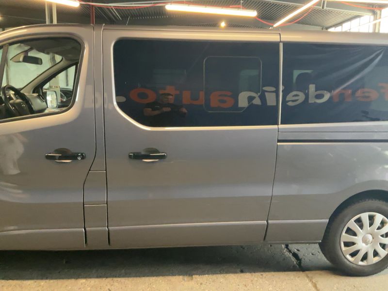 Opel Vivaro 1.6 CDTI Biturbo Tourer L2H1 2,7t 2018 – снимка 4