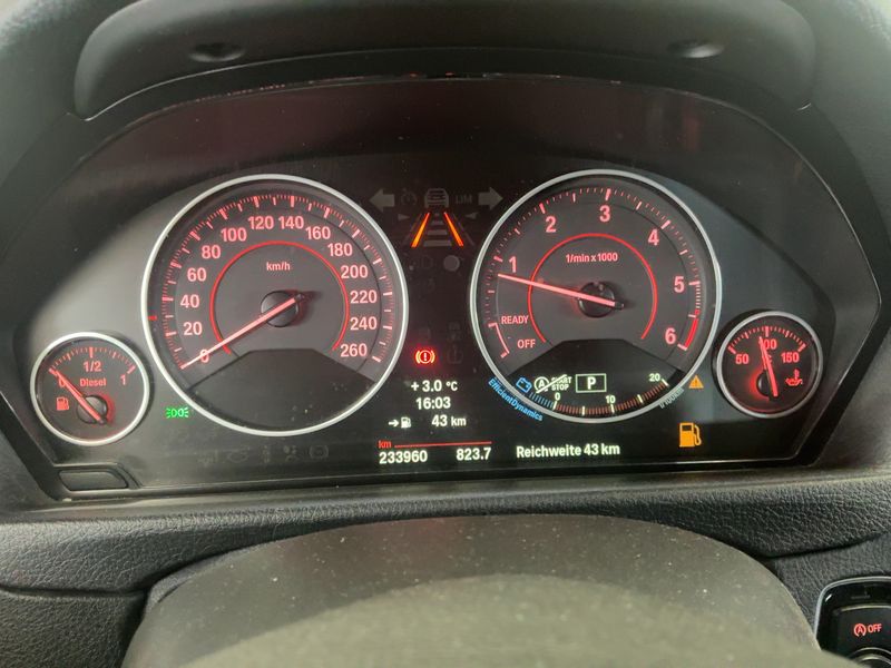BMW 3er 320d xDrive 2013 – снимка 19