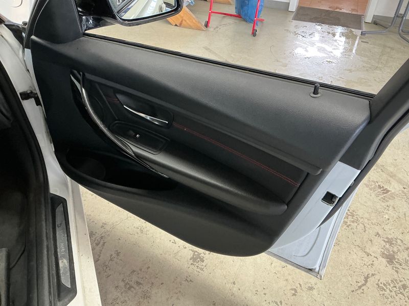 BMW 3er 320d xDrive 2013 – снимка 29