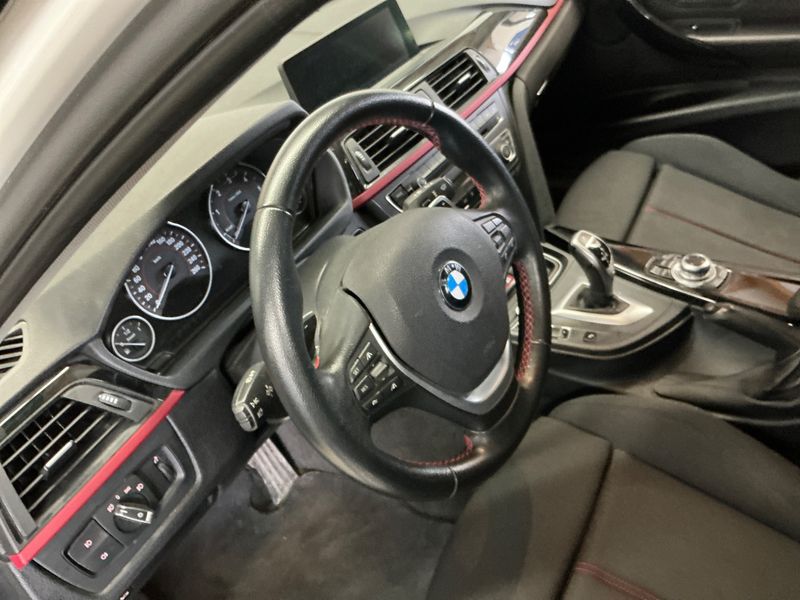 BMW 3er 320d xDrive 2013 – снимка 25