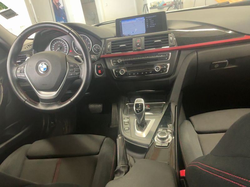 BMW 3er 320d xDrive 2013 – снимка 18