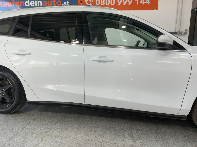 Ford Focus 1.5 TDCi EcoBlue Titanium 2024 – снимка 10