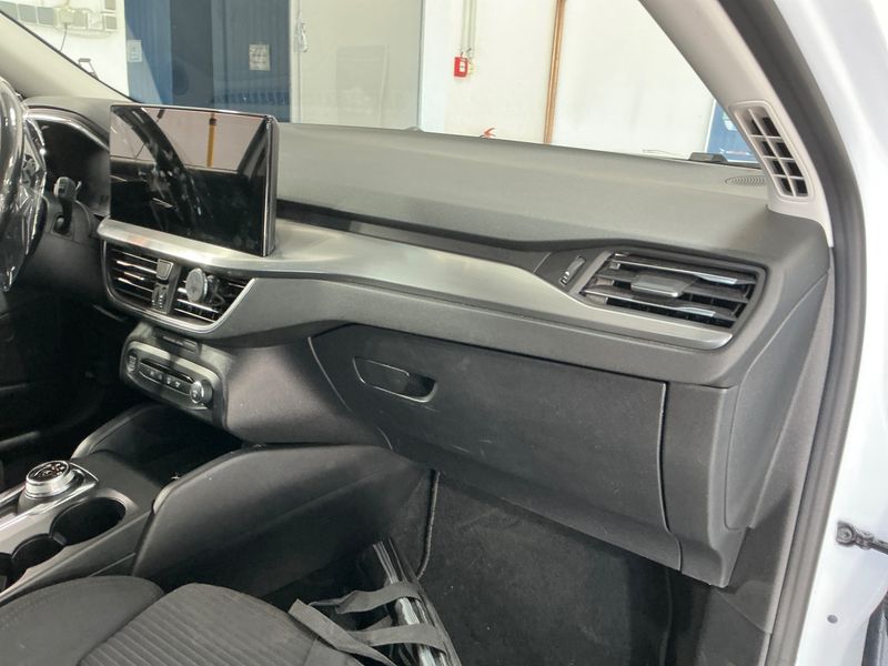 Ford Focus 1.5 TDCi EcoBlue Titanium 2024 – снимка 24