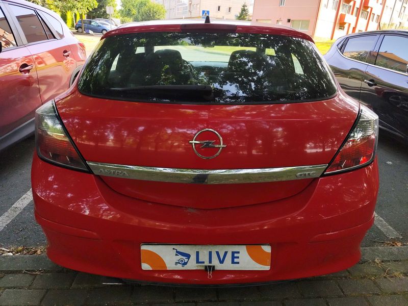 Opel Astra GTC 1.6 Sport 2008 – снимка 4