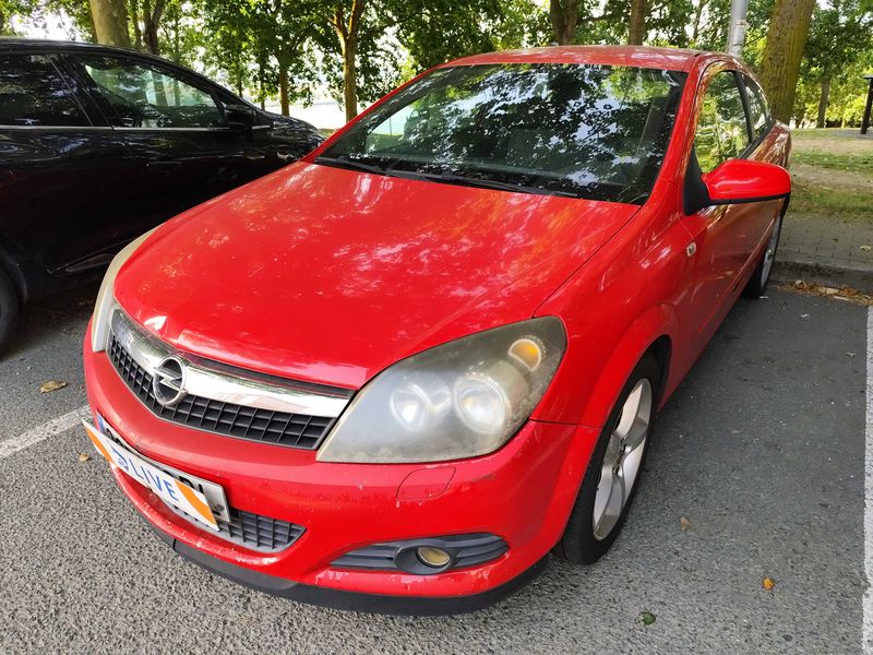 Opel Astra GTC 1.6 Sport 2008 – снимка 1