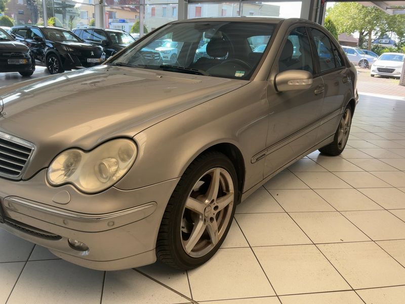 Mercedes-Benz C-Klasse C 220 CDI Avantgarde 2003 – снимка 2