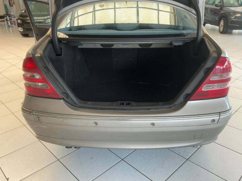 Mercedes-Benz C-Klasse C 220 CDI Avantgarde 2003 – снимка 15